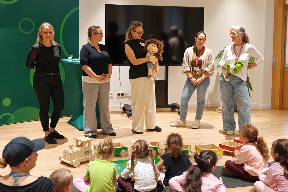 Kindergartenkinder in Siegburg lernen spielerisch richtige Zahnpflege und gesunde Ernährung